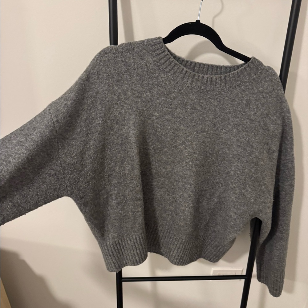 Zara Gray Women's Sweater